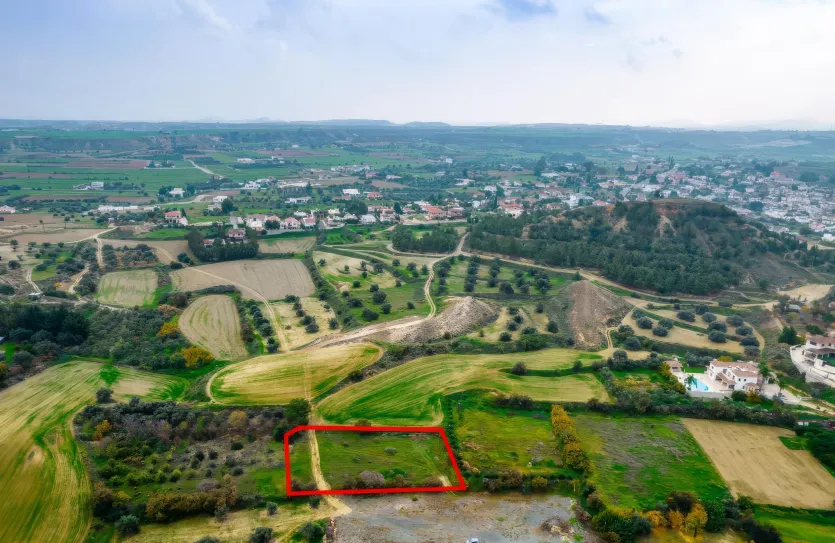 Участок для жилой застройки продажа - 18410