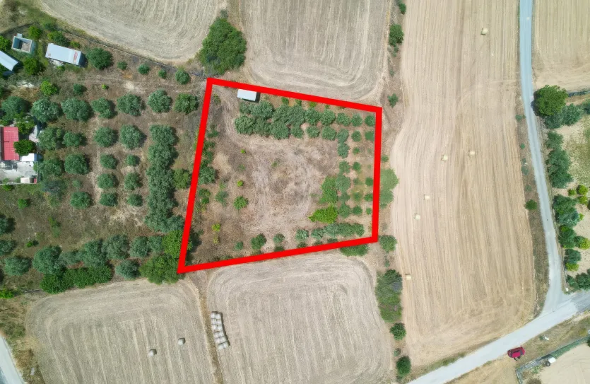 Участок для жилой застройки продажа - 18412