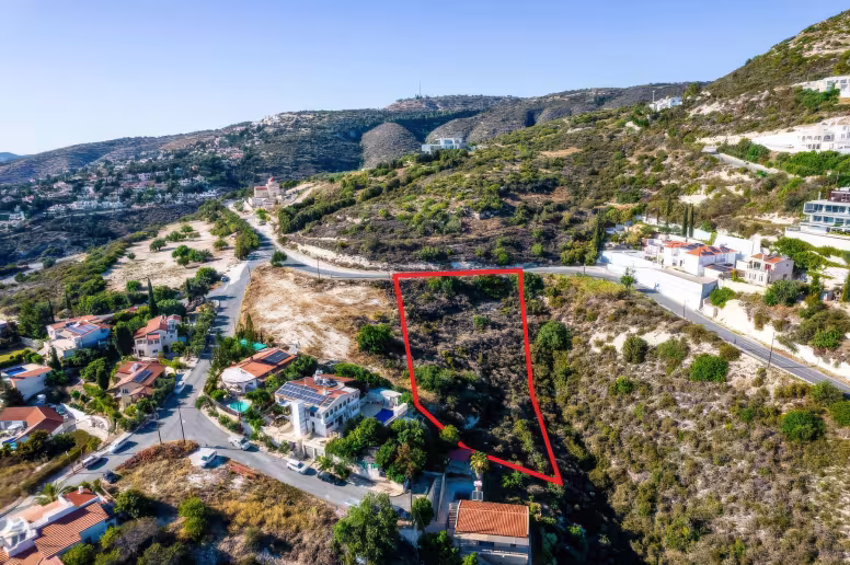 Residential plot in Tala, Paphos