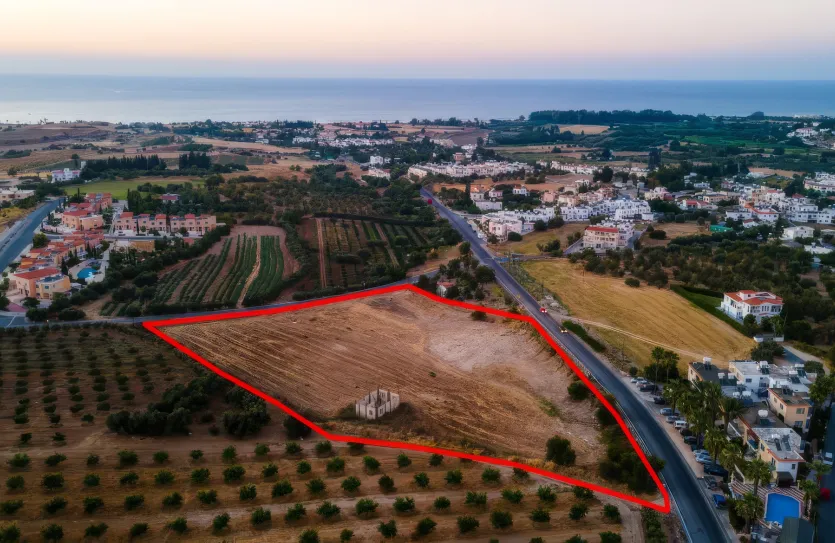 Участок для жилой застройки продажа - 18429