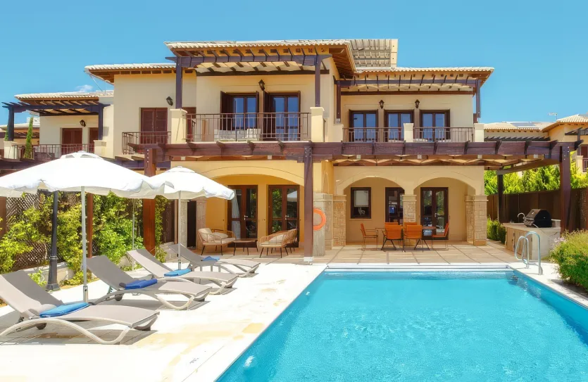 Дом с 3-мя спальнями аренда - 18719