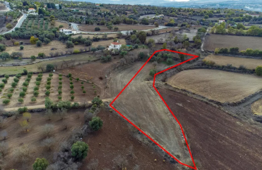 Участок для жилой застройки продажа - 18456