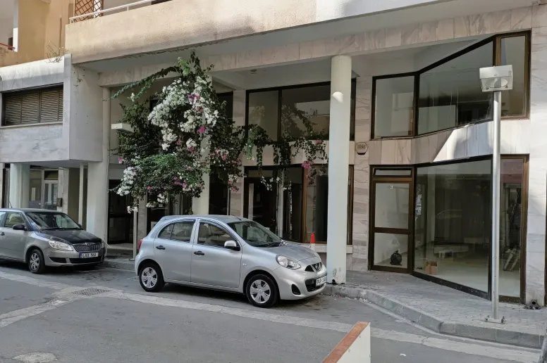 Магазин в городе Ларнака, Ларнака