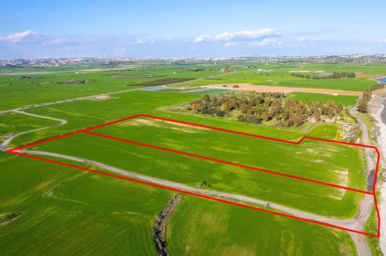 Tourist land in Larnaca, Softades