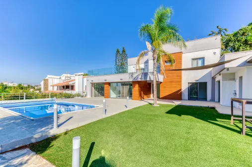 4-bedroom villa in Agios Tychonas, Limassol