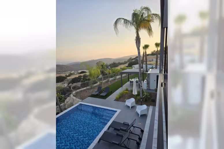 6 bedroom house in Parekklisia, Limassol, new development