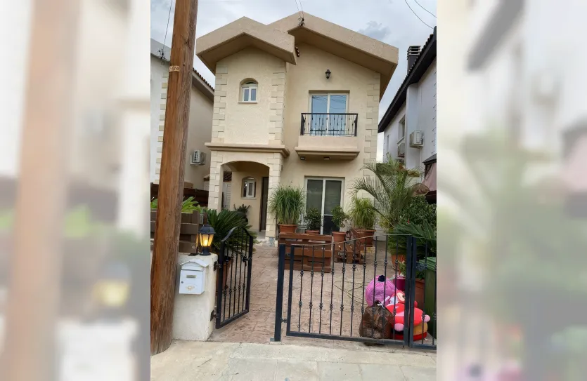 3-bedroom house for sale - 14089