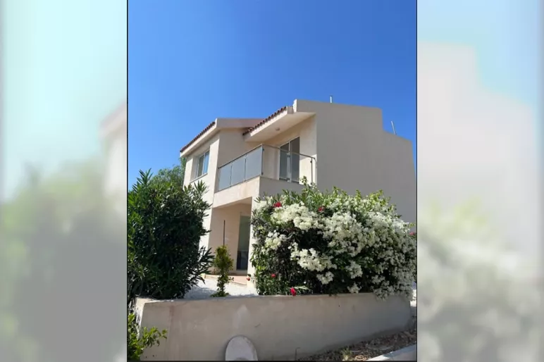 3 bedroom villa in Coral Bay, Peyia, Paphos - 14050