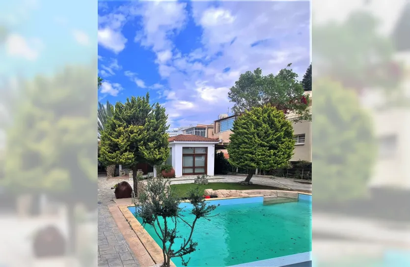 Дом с 5-ю спальнями продажа - 14574