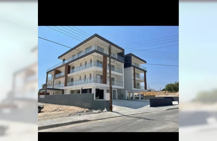 3-bedroom apartment for sale - 13197