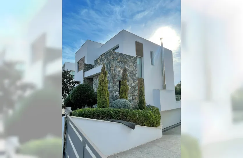 4-bedroom house for sale - 15078