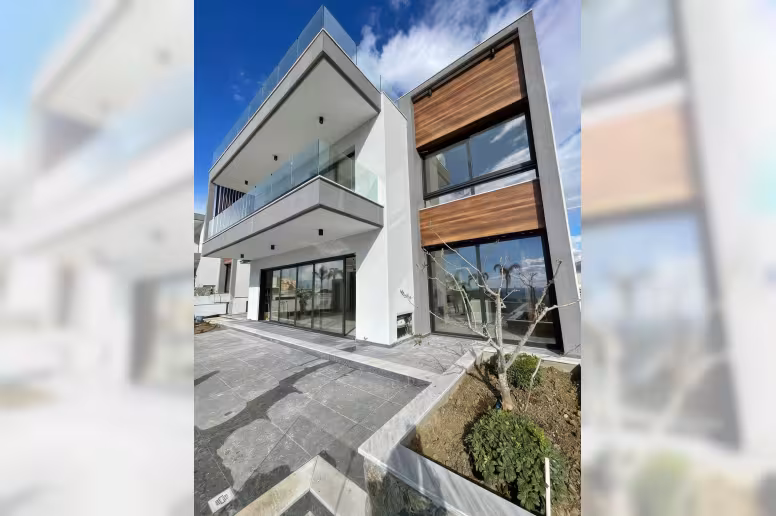 4 bedroom villa in Parekklisia, Limassol