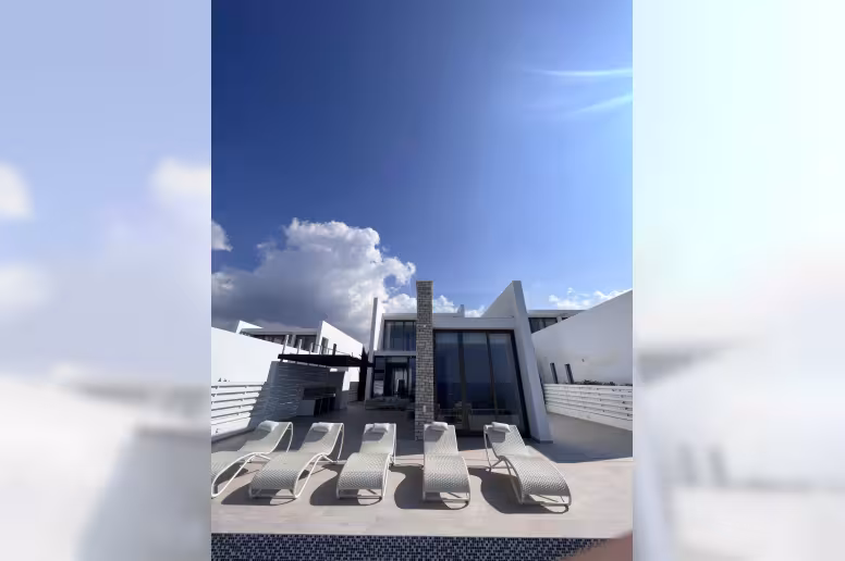 5 bedroom villa in Peyia, Paphos