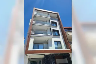 Apartment in Agios Ioannis, Limassol City, Limassol - 16829