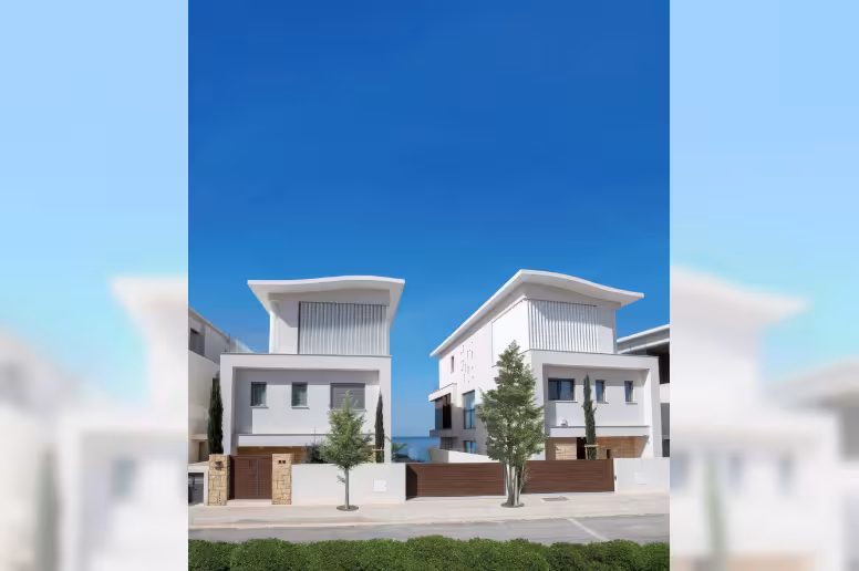 5 bedroom house in Kissonerga, Paphos